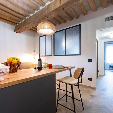 Guesthost - Bixio 29 3 And 5 Apartamento