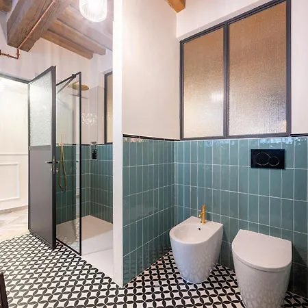 Apartamento Guesthost - Bixio 29 3 And 5 Parma