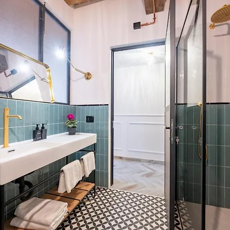 Apartamento Guesthost - Bixio 29 3 And 5 Parma