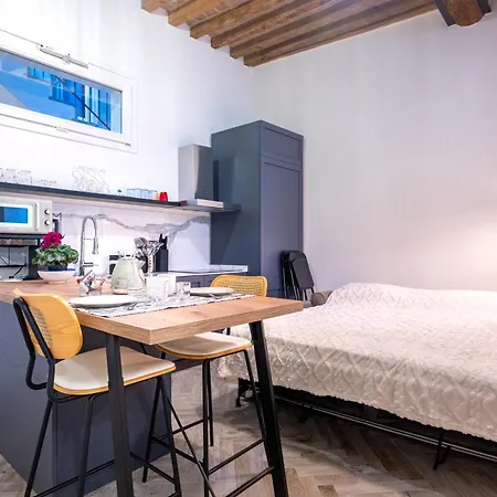 Apartamento Guesthost - Bixio 29 3 And 5