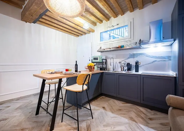 Guesthost - Bixio 29 3 And 5 * Parme