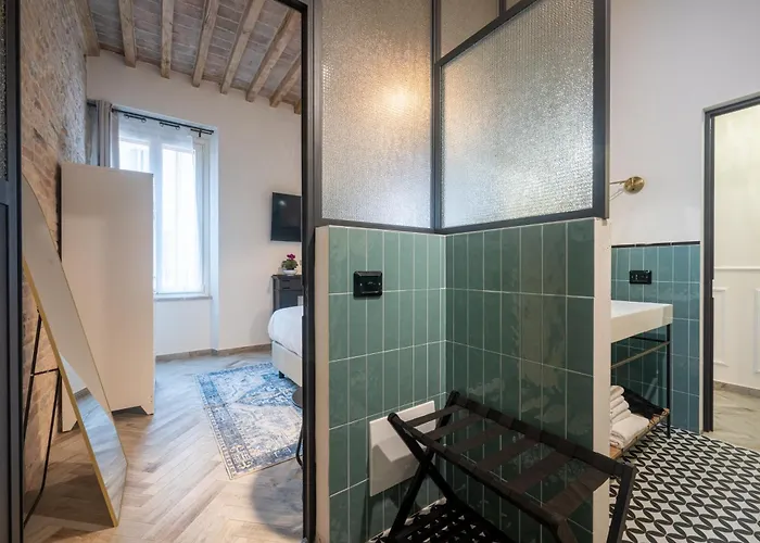 Guesthost - Bixio 29 3 And 5 * 파르마