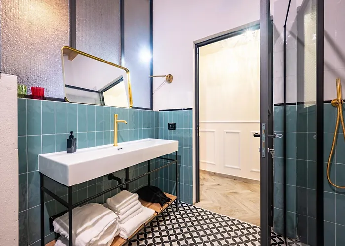 Guesthost - Bixio 29 3 And 5 * Parme